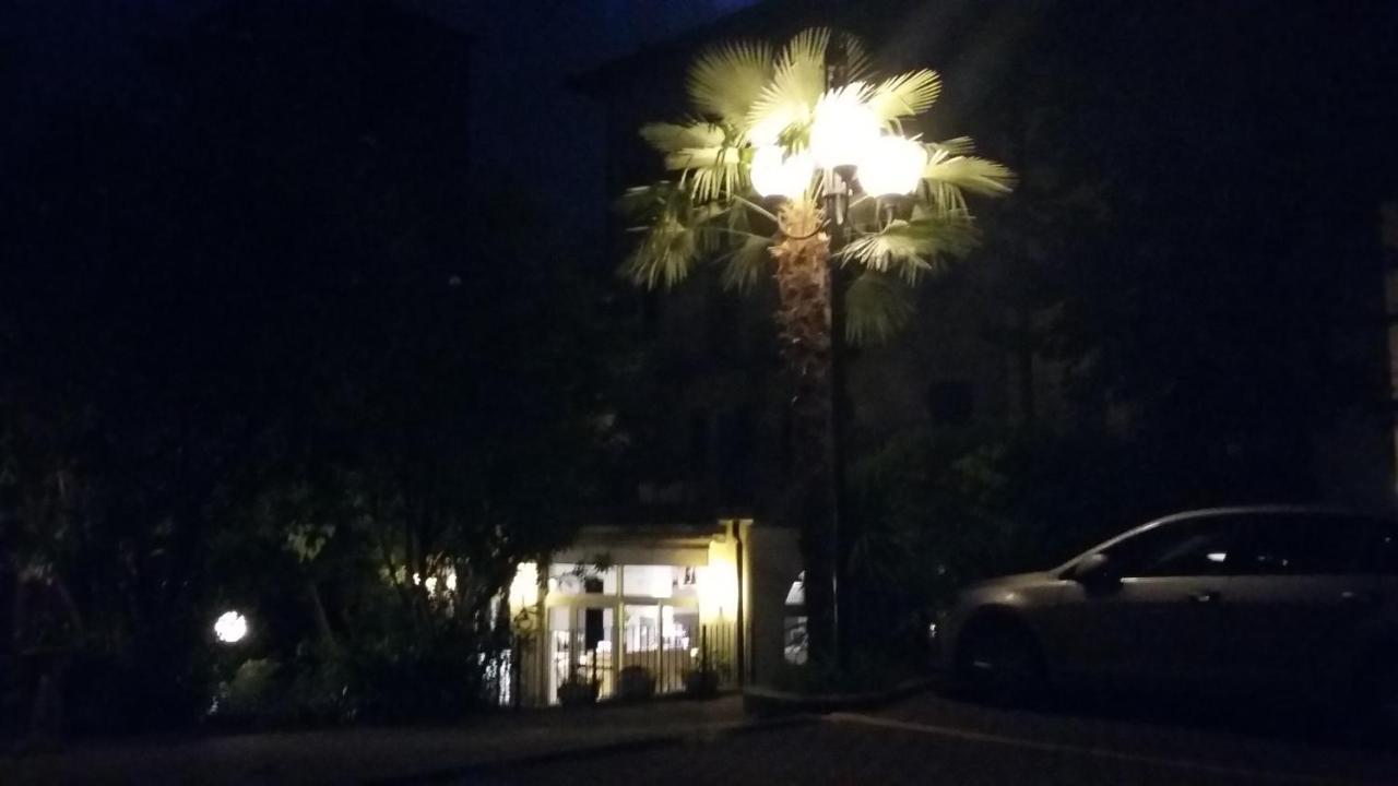 Hotel Quarcino Como Exterior photo